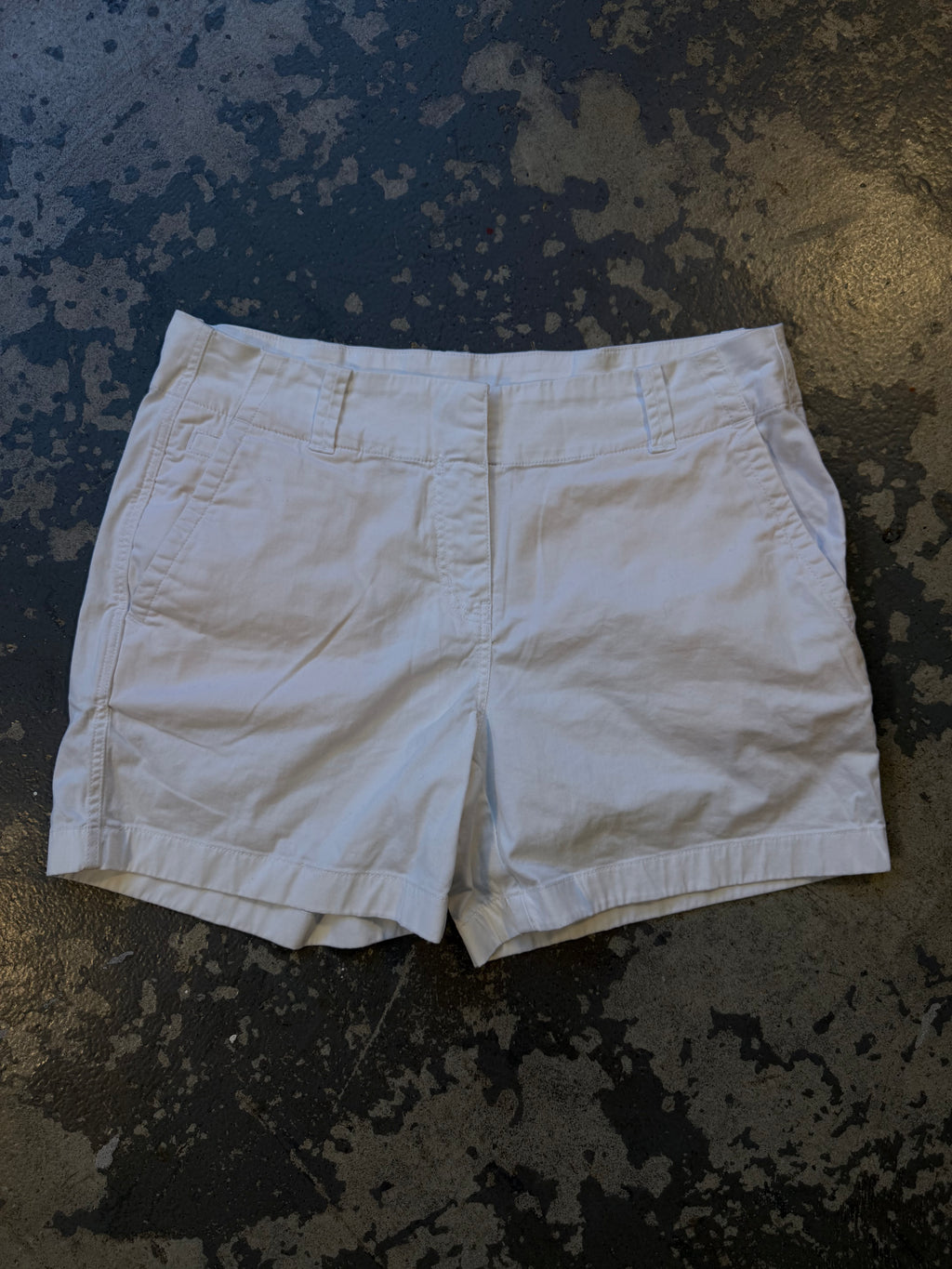 Vineyard Vines White Breaker Shorts