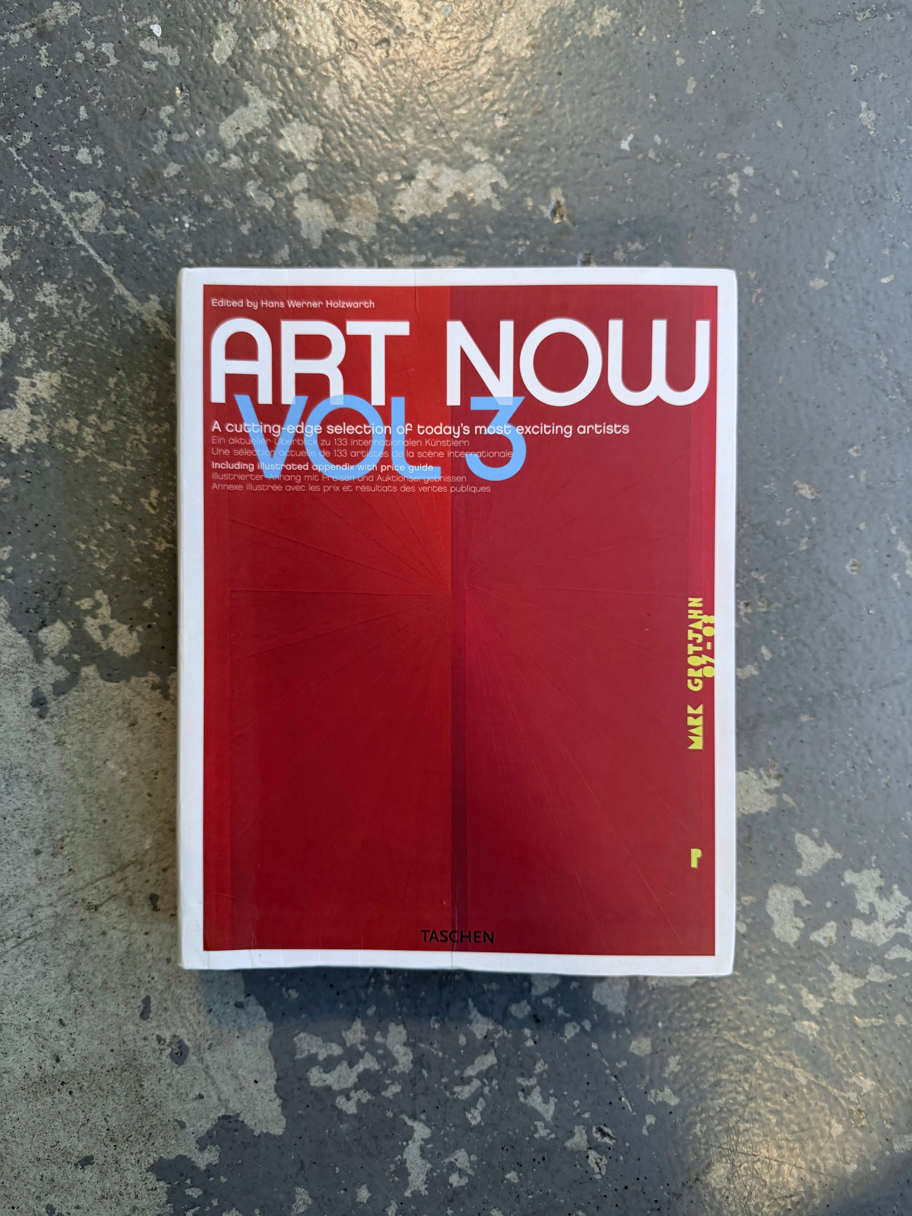 Art Now Volume 3. Coffee table Book
