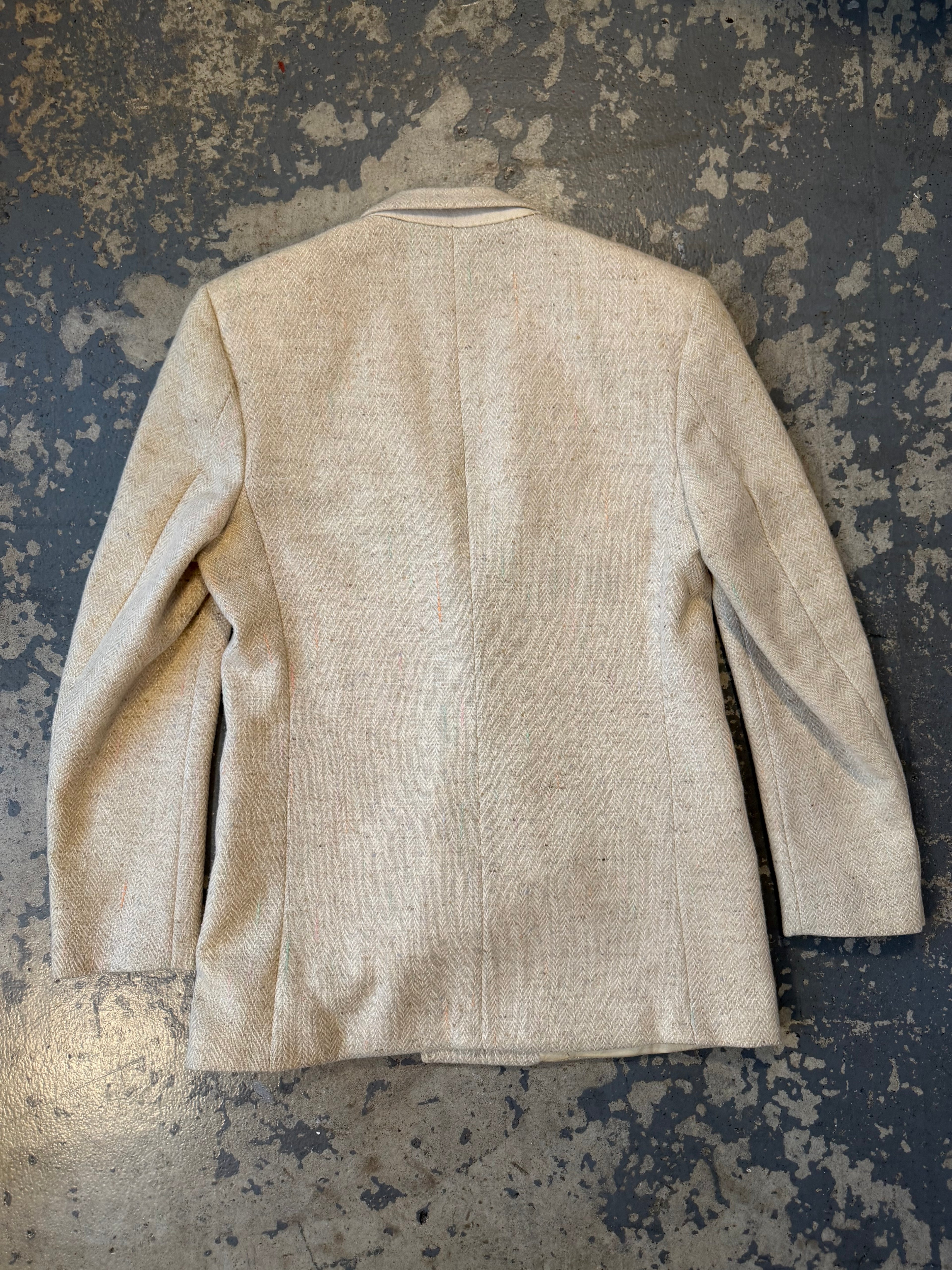 Vittori Vasari wool rainbow product photo