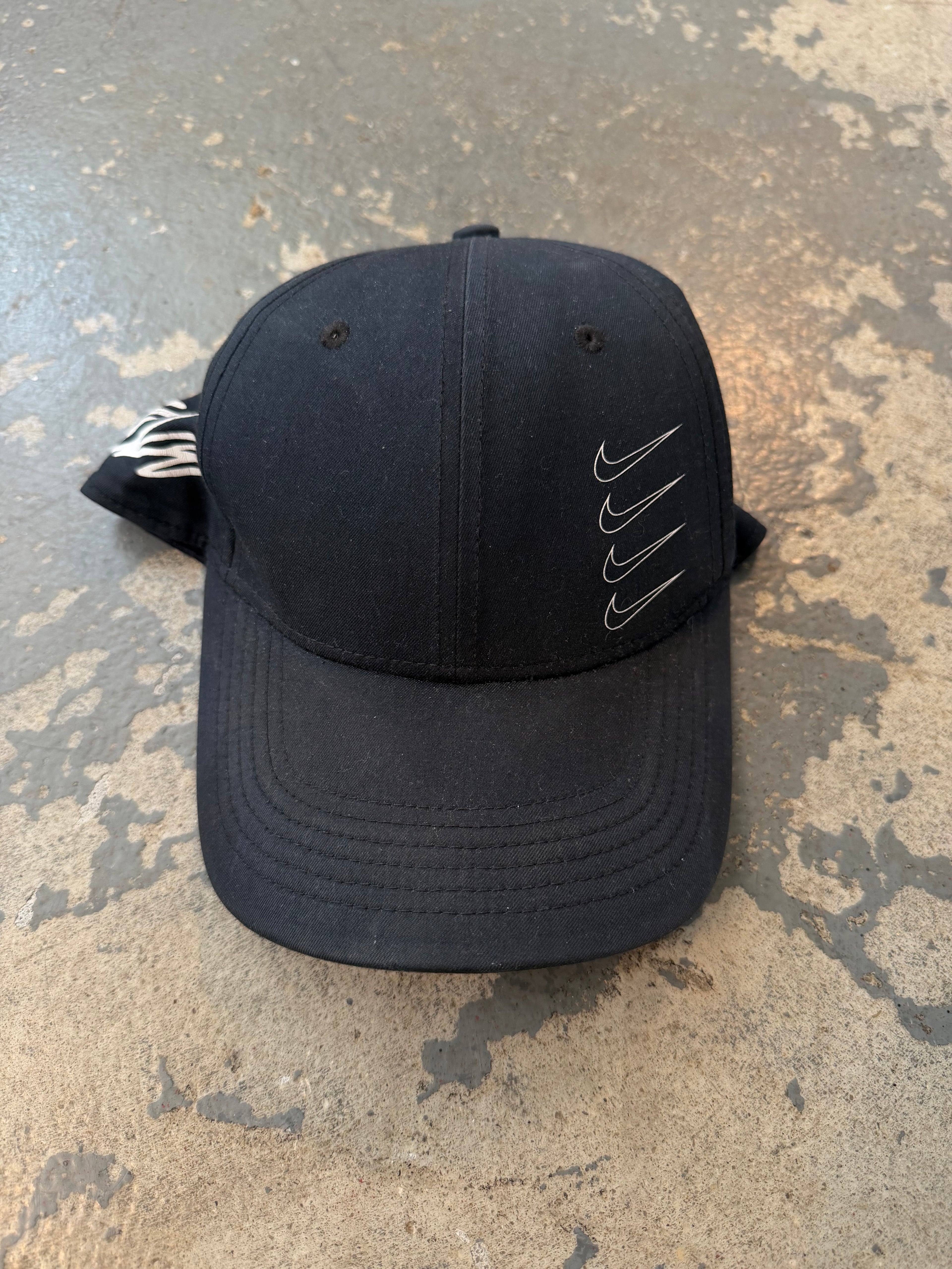 Hat Nike swoosh hat product photo