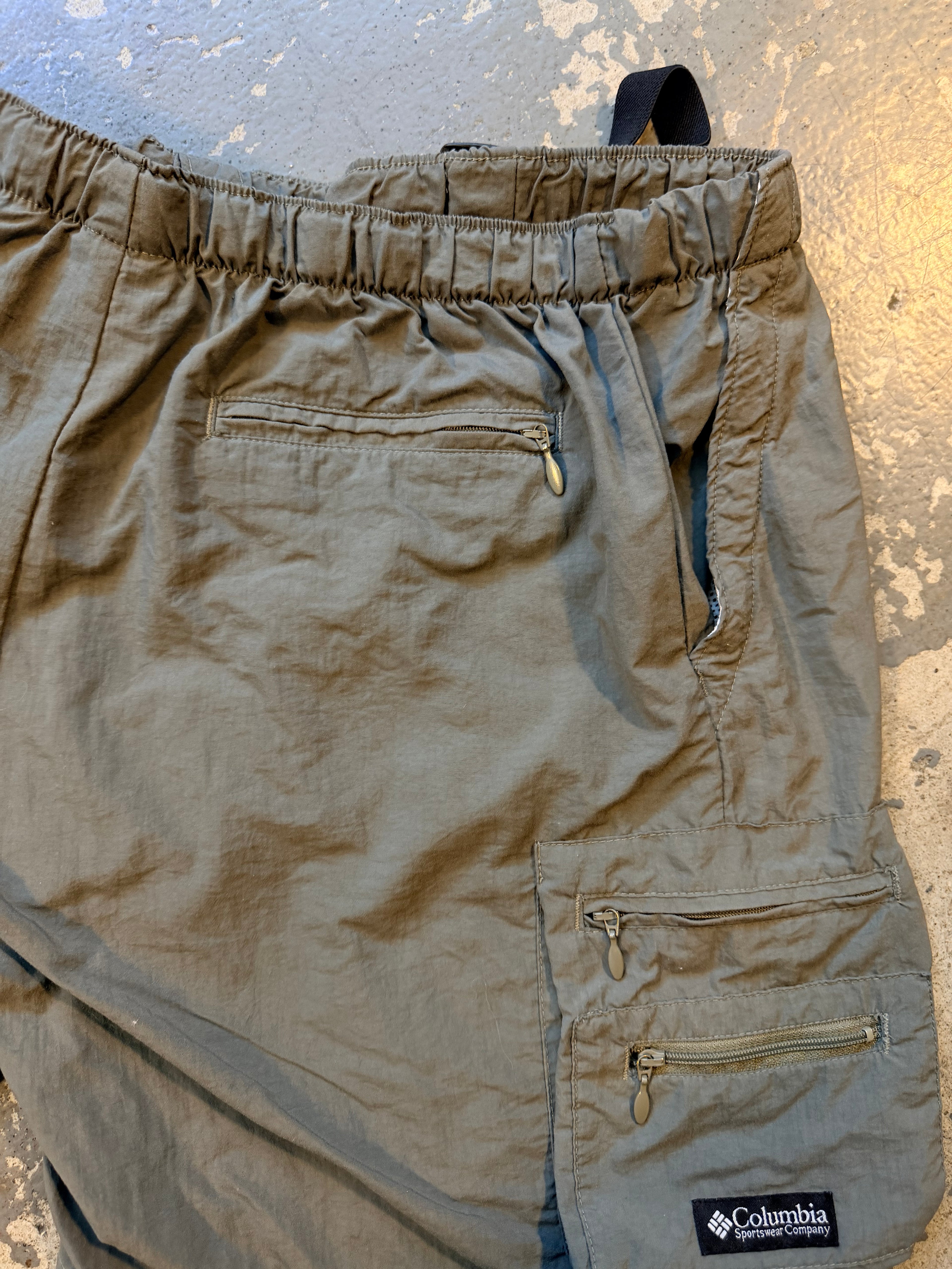 Columbia Military Geeen Shorts