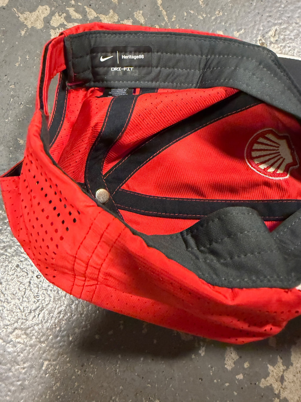 Shellxnike Hat