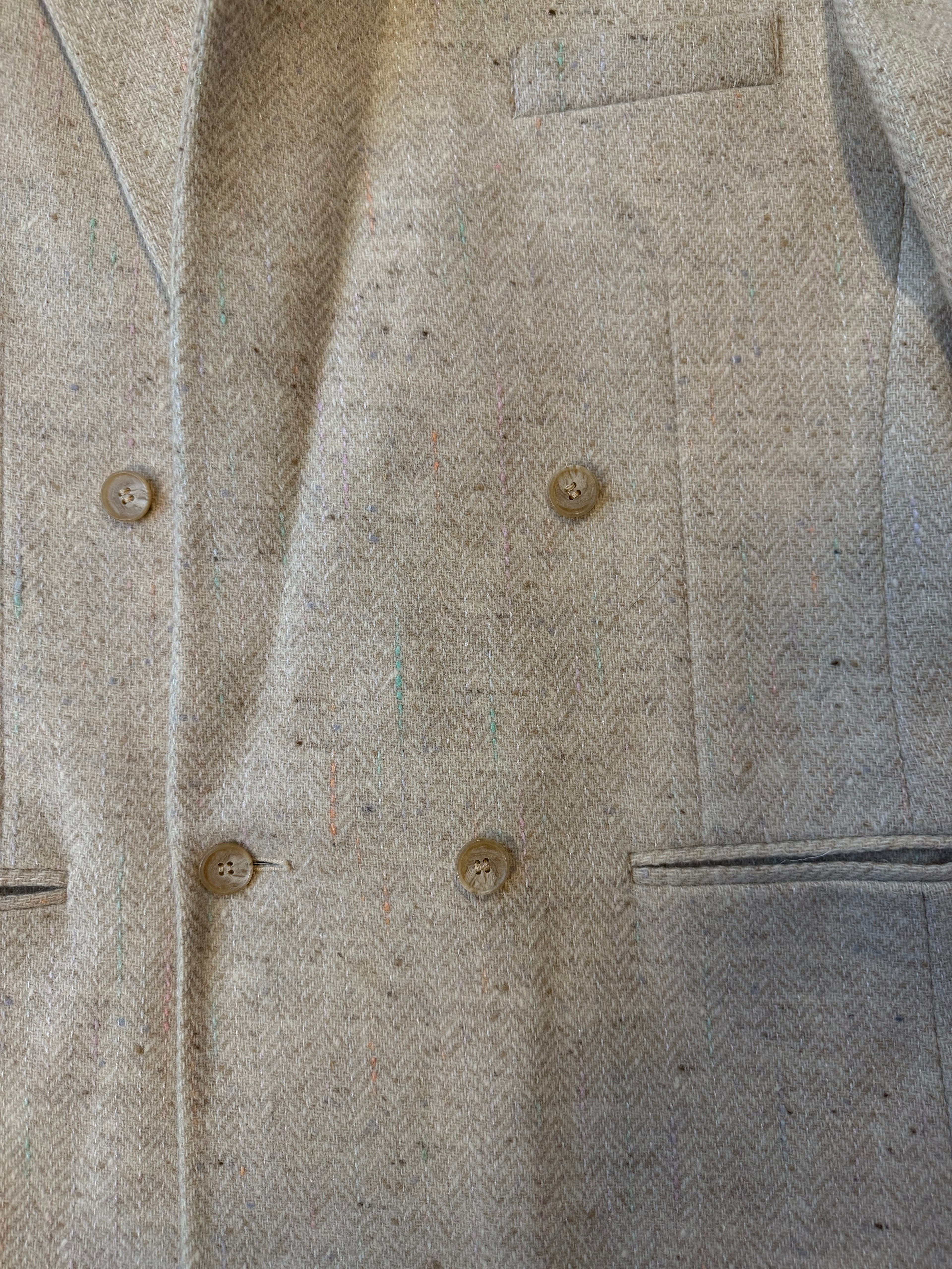Vittori Vasari wool rainbow product photo