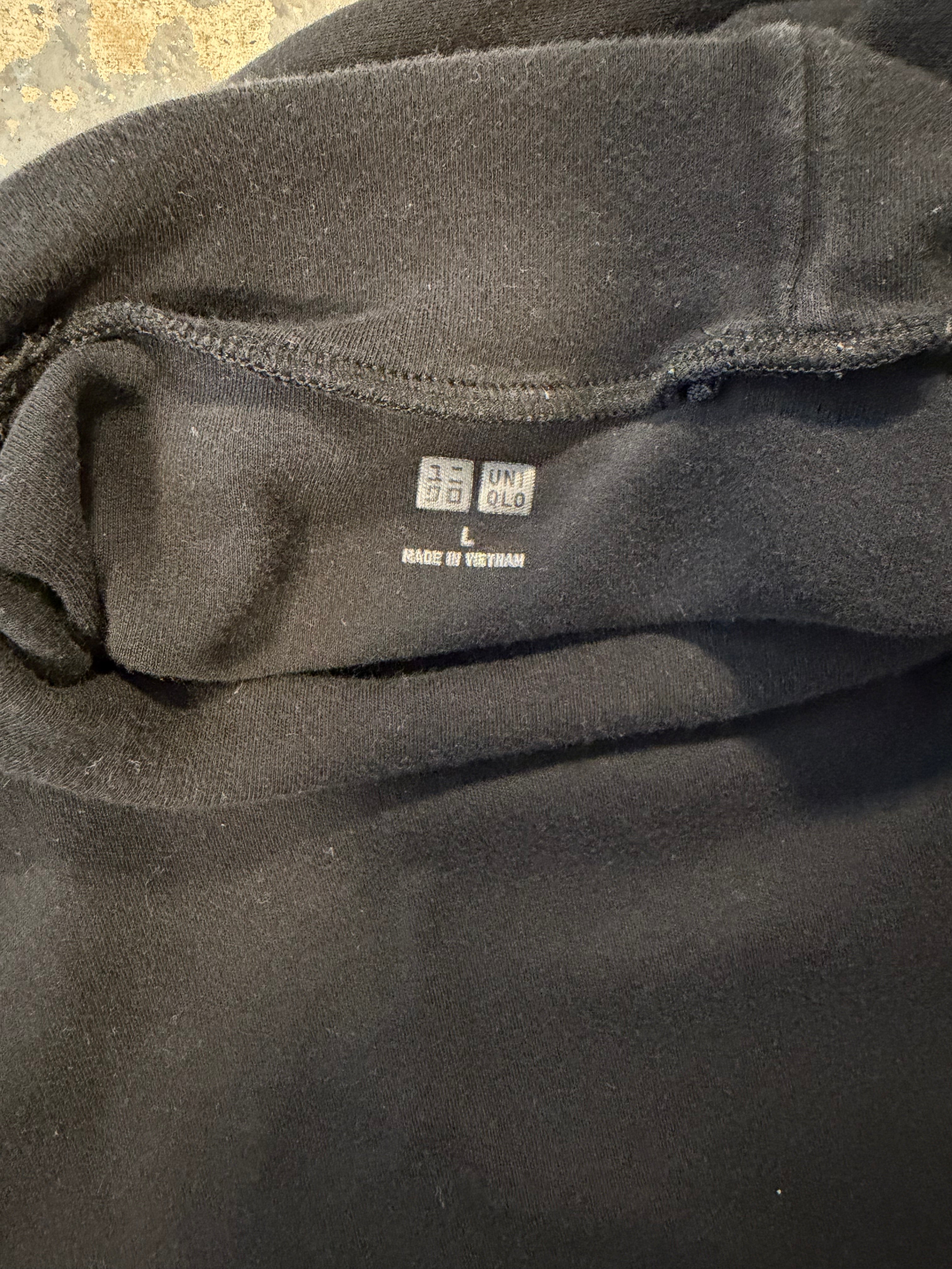 Sweater Uniqlo mock neck product photo