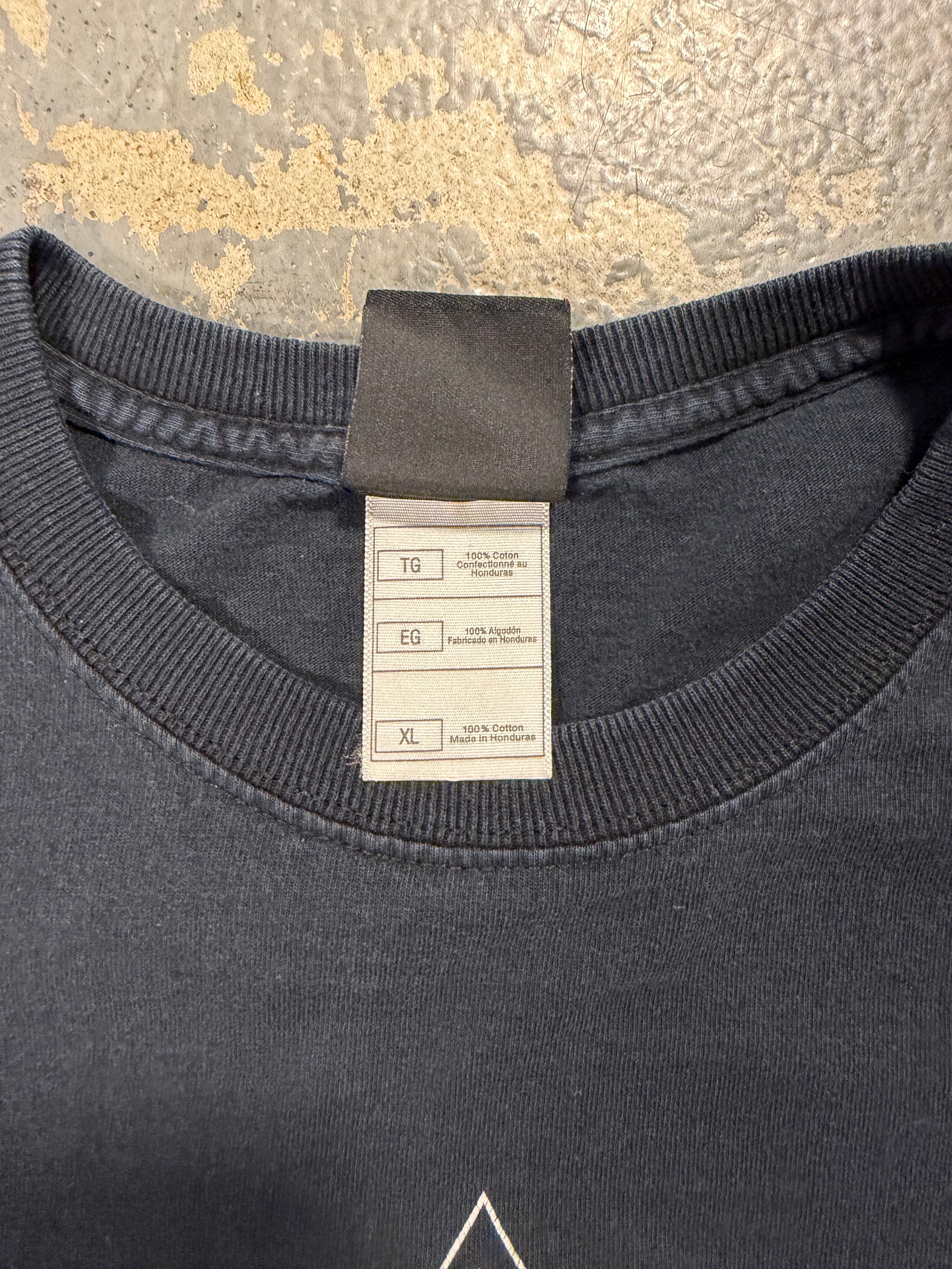 T-Shirt Juxtaposi T-shirt figure out right name product photo