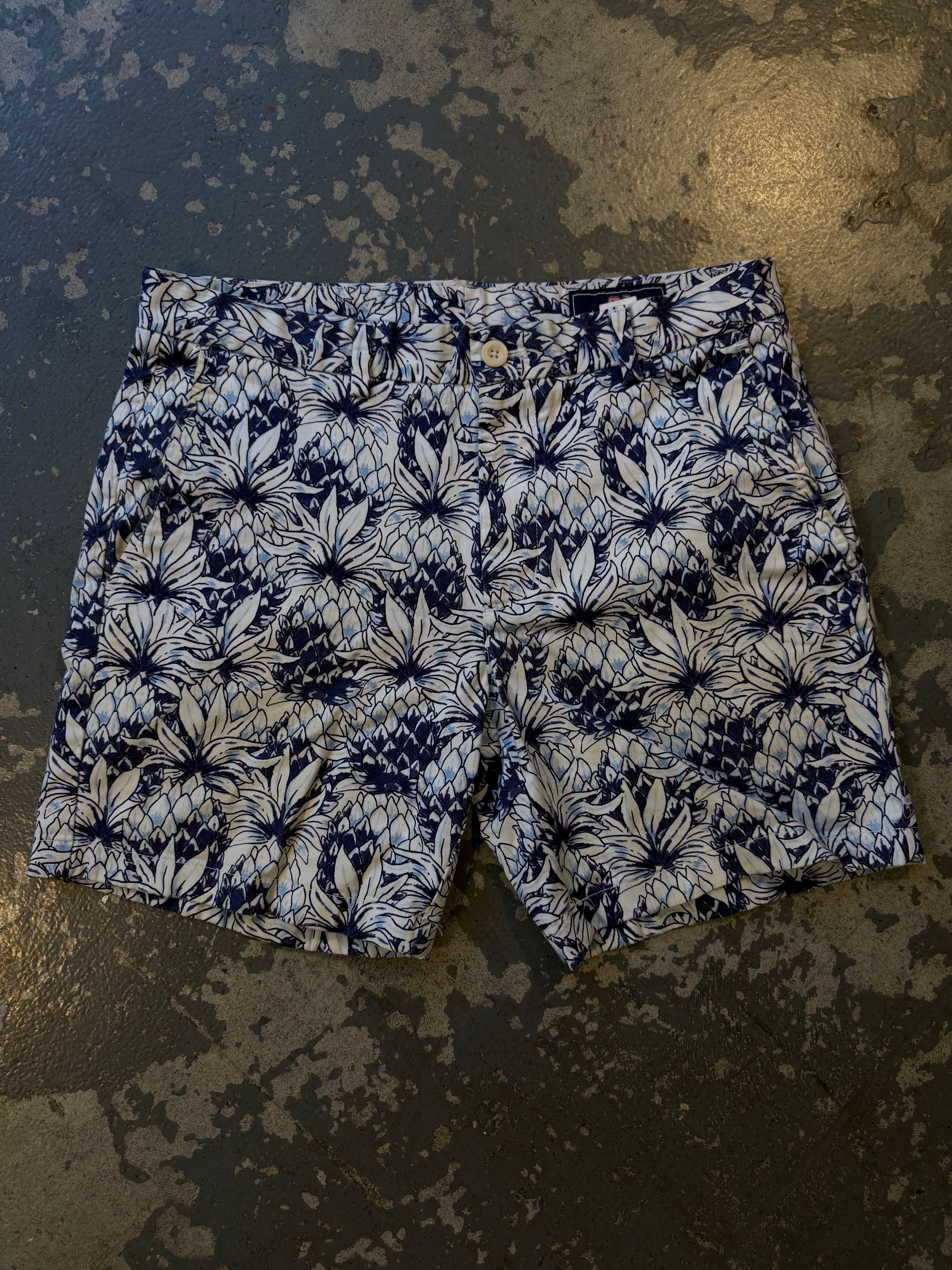 Vineyard Vines Tropical Breaker shorts